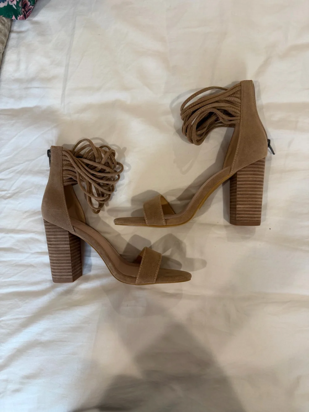 Strappy Ankle-Tie Block Heel Sandals in Tan